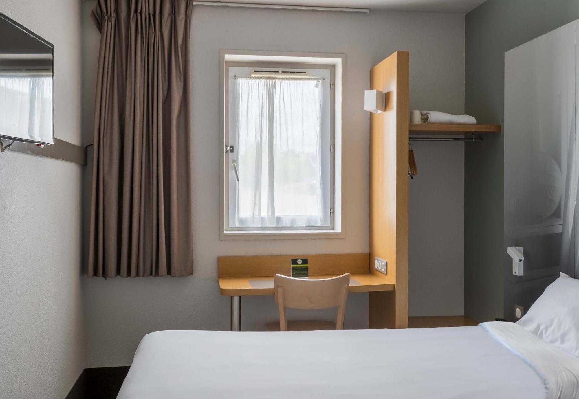 B&B Hotel Troyes Saint-Parres-Aux-Tertres Exterior photo